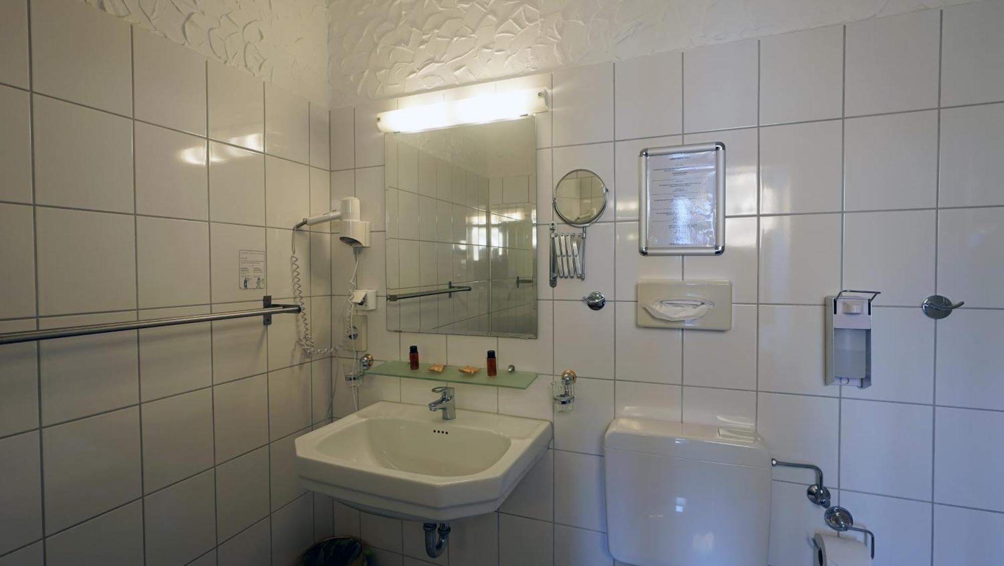 Hotel Und Restaurant Loewenbraeu Cologne